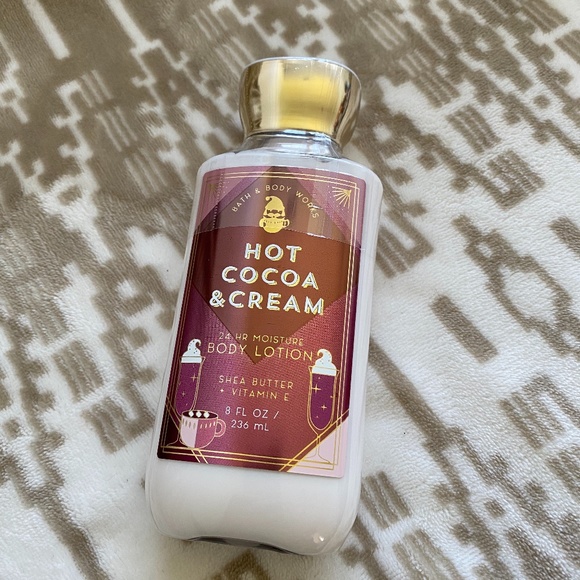 Bath & Body Works Bath & Body Bath Body Works Hot Cocoa Cream Body